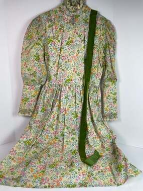 Vintage 70s Floral Prairie Dress High Neck Lace Trim with Green Velvet Sash Sz S